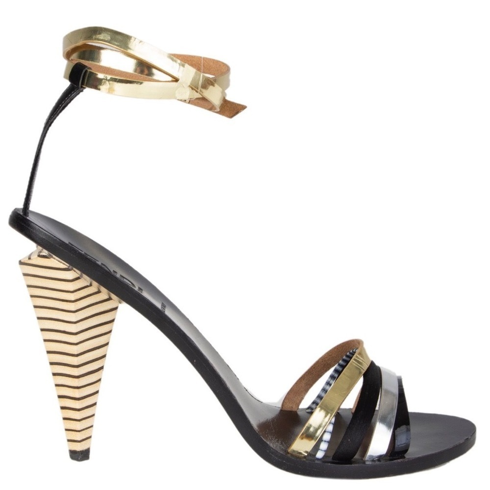 Fendi Sandalo Vern Strappy Heels